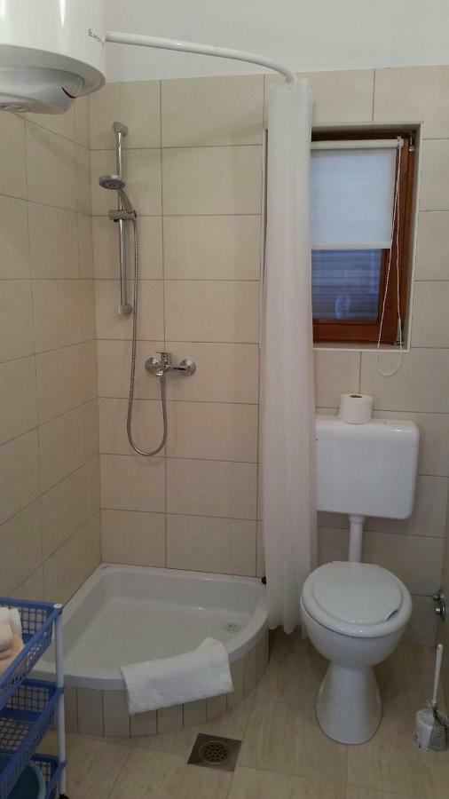 Apartman Ivanica Jezera Exterior photo